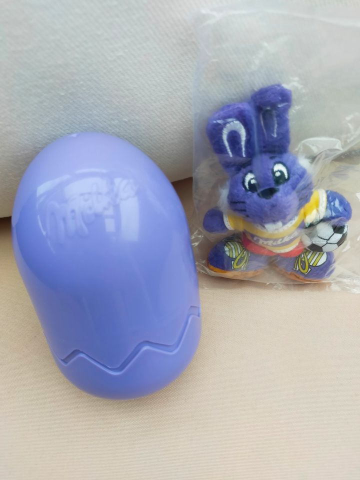 Milka Überraschungsei mit Oster Plüschfigur in Rhauderfehn