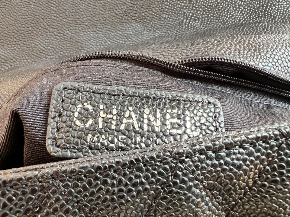 Original Chanel Tasche von Karl Lagerfeld schwarz mit Code in Bad Neuenahr-Ahrweiler