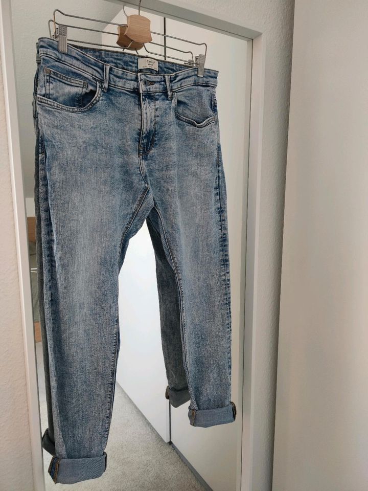 Jeans Hose - Hellblau verwaschen in Herford