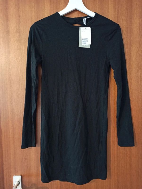 Kleid schwarz NEU Gr. M in Haan