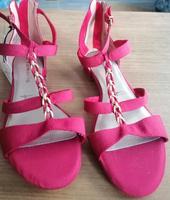 Rote Schuhe von Tamaris - Gr. 41 - neu Rheinland-Pfalz - Pirmasens Vorschau