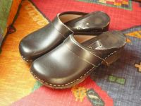 Clogs für Kinder Größe 36 originale Clogs getragen Hessen - Butzbach Vorschau