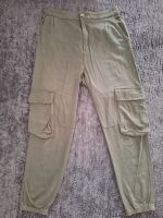 H&M Sommer Cargohose grün Gr. 158 Hessen - Oberursel (Taunus) Vorschau