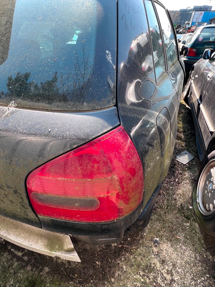 Audi A3 // Ersatzteile // SCHLACHFEST in Düsseldorf