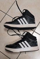 Schwarz weiße Adidas Knöchelturnschuhe Gr. 38 Sachsen-Anhalt - Bernburg (Saale) Vorschau