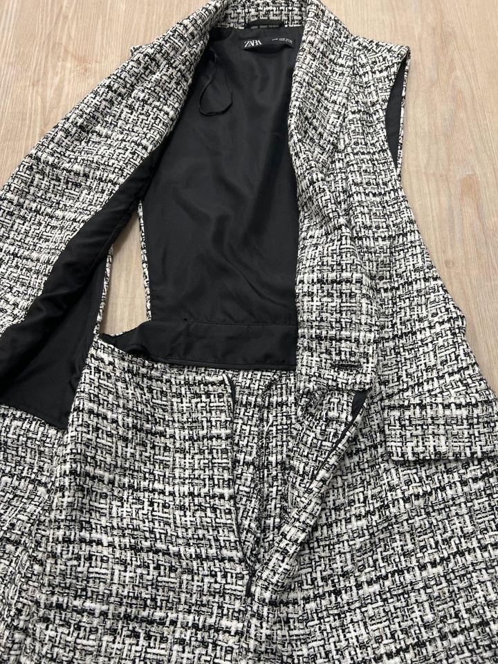 Zara Blazer Jumpsuit Gr.M schwarz weiß wie Neu in Oberhausen