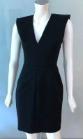 Saint Laurent Etui Kleid Schwarz V-Ausschnitt 34 XS Dress Black Hamburg-Nord - Hamburg Eppendorf Vorschau