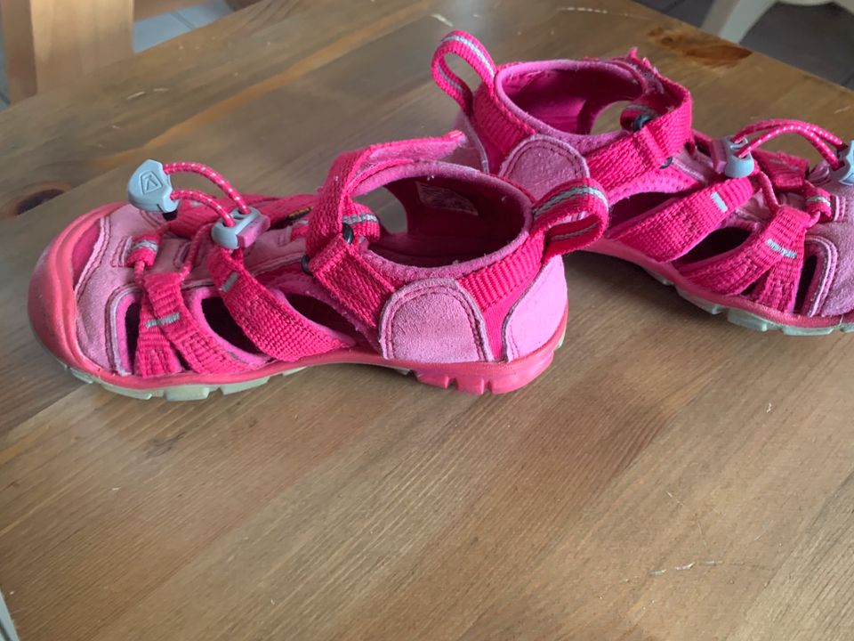 Keen Kinderschuh 25 / 26 pink in Herbolzheim