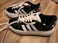 Adidas Sneaker neuwertig  Gr. UK 6 ca.39 Bayern - Bergrheinfeld Vorschau