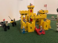 Lego 375 Yellow Castle - gelbe Ritterburg- fast vollständi Wandsbek - Hamburg Volksdorf Vorschau