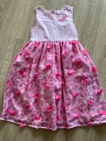 Tolles Mädchen Kleid Gr. 122 rosa pink Schmetterlinge Leipzig - Thekla Vorschau