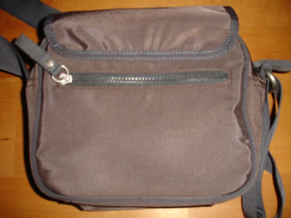 George Gina Lucy Kindergartentasche Schultertasche schoko in Grävenwiesbach