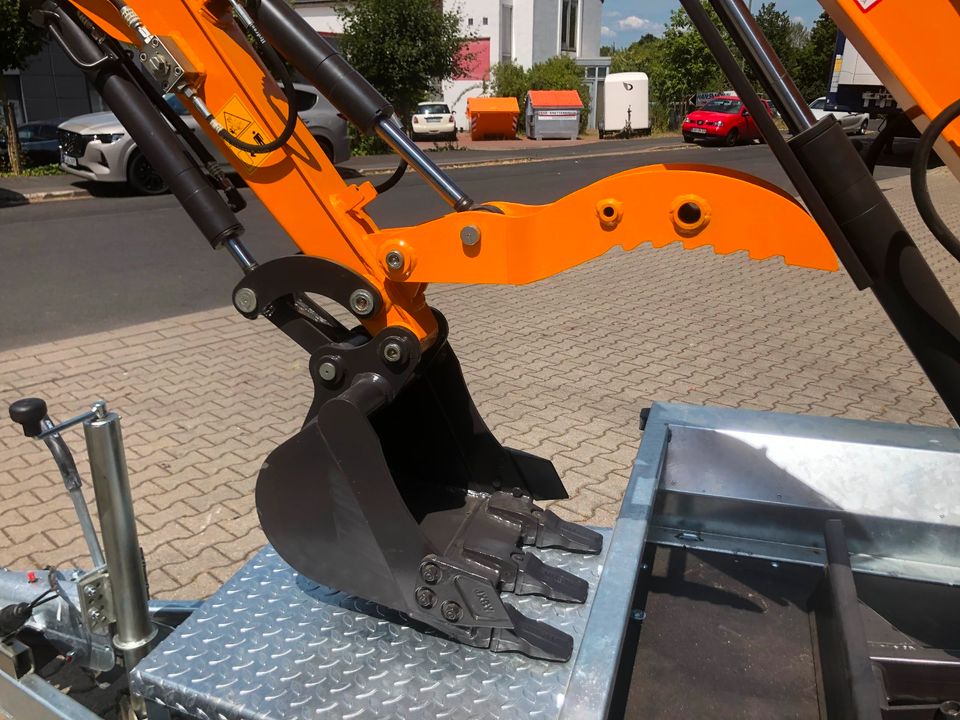 Minibagger BK1700JS + Tieflader + Zubehör *21.458€ NETTO*BERGER KRAUS*KUBOTA*JOYST*SOFORT! in Kassel