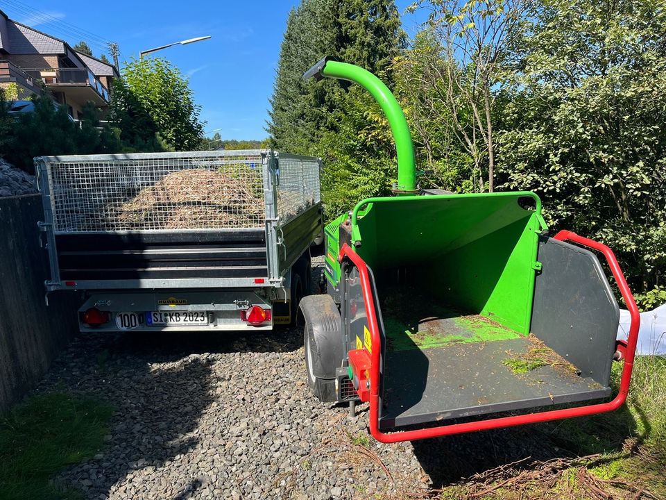 Dreiseitenkipper Mieten, Kippanhänger Humbaur 3500KG Anhänger in Kreuztal