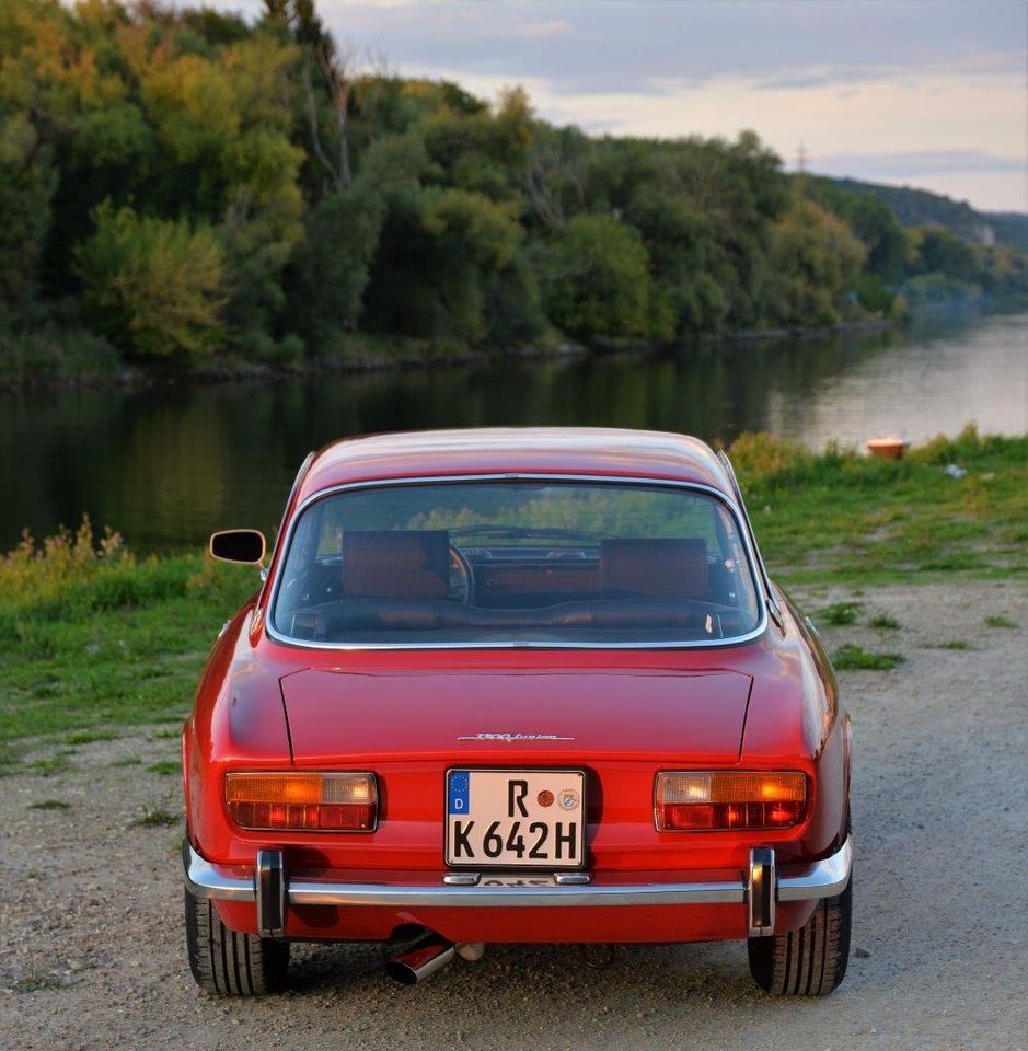 Alfa Bertone 2.0 Twin Spark 200 PS Formula GT in München