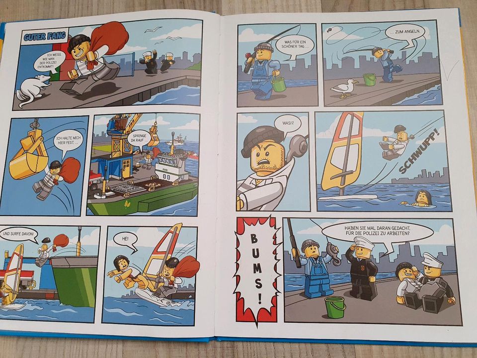 LEGO: Spiel £ Rätselspass Buch mit 2 LEGO Figuren in Hamburg