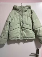 Pull & Bear Damen Jacke Winterjacke Bomberjacke Regenjacke M grün Dortmund - Innenstadt-West Vorschau