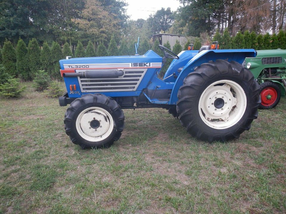 Iseki TL 2300 / TL 3200 Kleintraktor Bulldog Schlepper Traktor in Zielitz