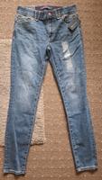 Jeans grösse s tommy hilfiger grösse 4 neu mit etikett Sachsen-Anhalt - Osterburg Vorschau