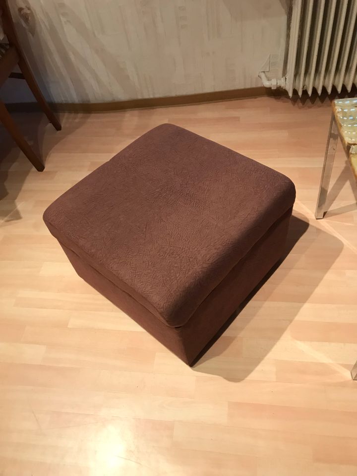 Couch-Garnitur, braun 3-und 2-Sitzer, Sessel, Hocker, Mikrofaser in Mayen