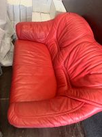 Schöne rote Couch/ Sofa. Echtleder Berlin - Reinickendorf Vorschau