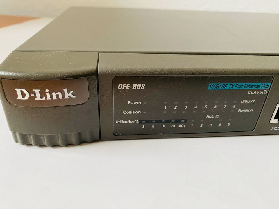 D-Link DFE-808, 8-Port Layer Switch, 100Base-TX Fast Ethernet Hub in Stahnsdorf