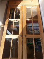 HOLZ VITRINE - MASSIV - SAUBER Nordrhein-Westfalen - Paderborn Vorschau