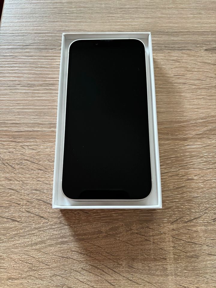 iPhone 13, 128 GB, Weiß, mit Ladekabel in Bremen