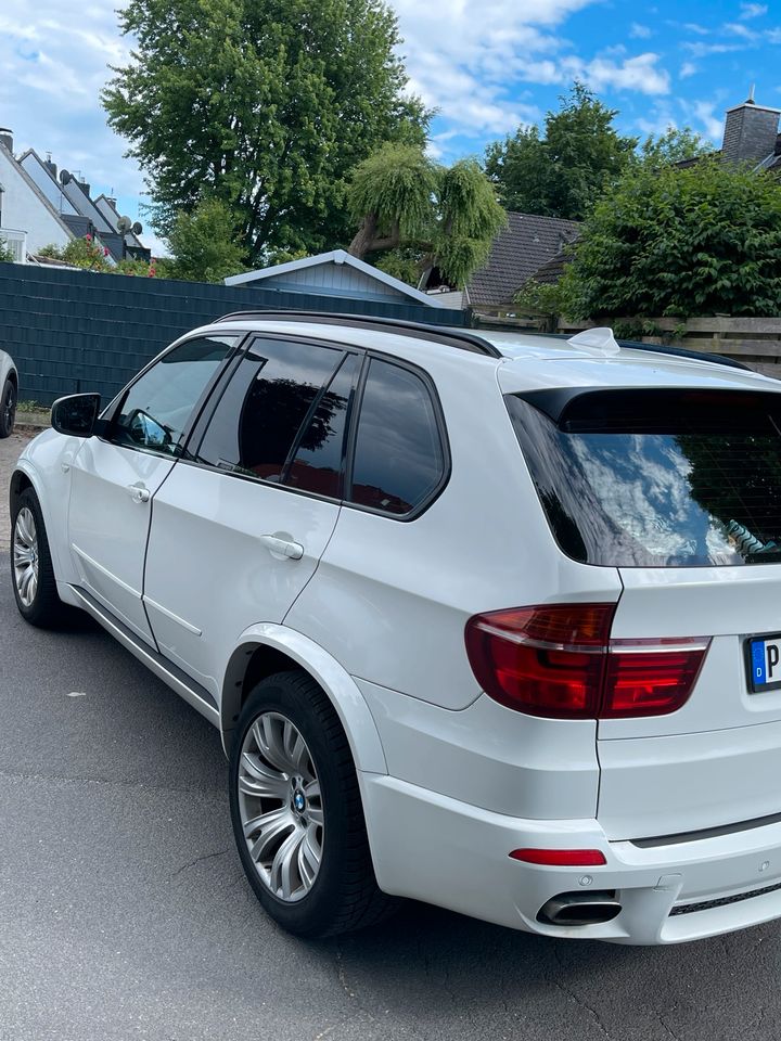 BMW X5 X-Drive 3.0 Diesel in Pinneberg