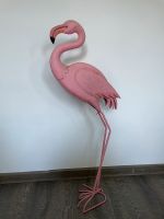 Flamingo Metallfigur Gartenstatue pink Garten Balkon Niedersachsen - Wolfsburg Vorschau