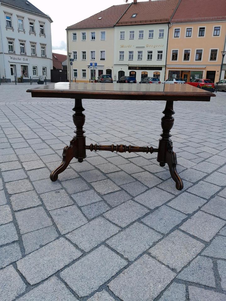 Alter Couchtisch Altes Möbel in Radeburg