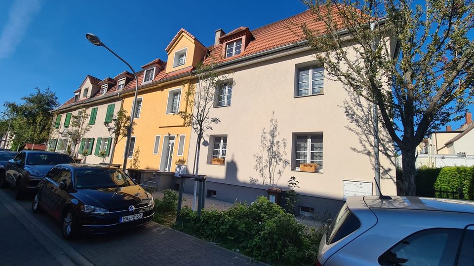 Hochwertig modernisiertes Ein- bis Zweifamilienhaus mit Garten in Ludwigshafen