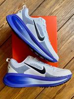 Nike Vomero 18 Laufschuh, Gr. 43 Friedrichshain-Kreuzberg - Kreuzberg Vorschau