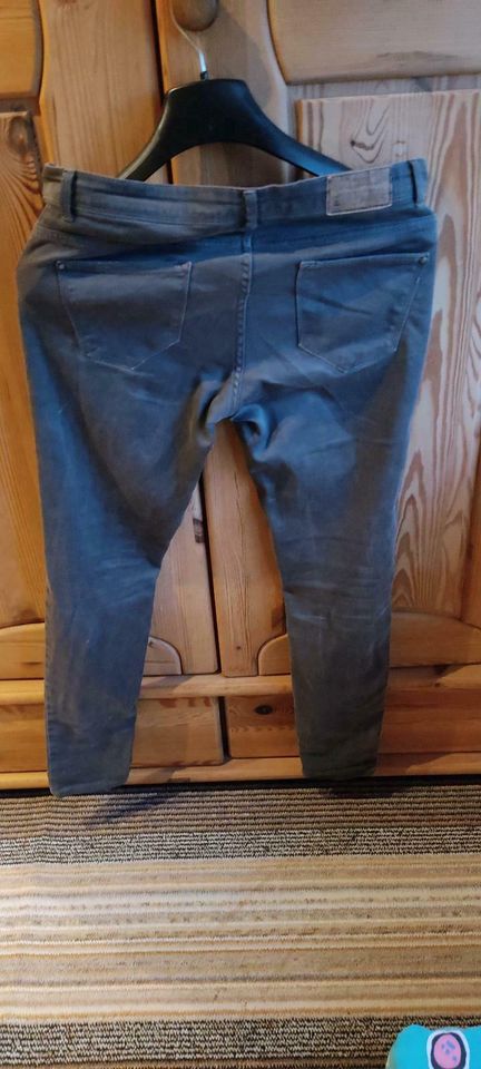 Zara Slim Jeans Gr.40 m. leichtem Stretch in Sprockhövel