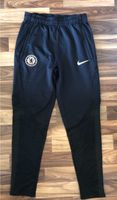 Schwarze Sporthose mit Chelsea Emblem Leipzig - Grünau-Ost Vorschau