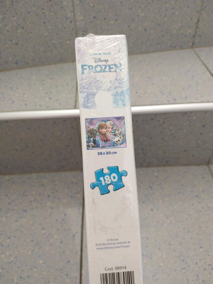 Puzzle "Die Eiskönigin", 180 Teile, ab 7 J. - ORIGINALVERPACKT in Adelsried