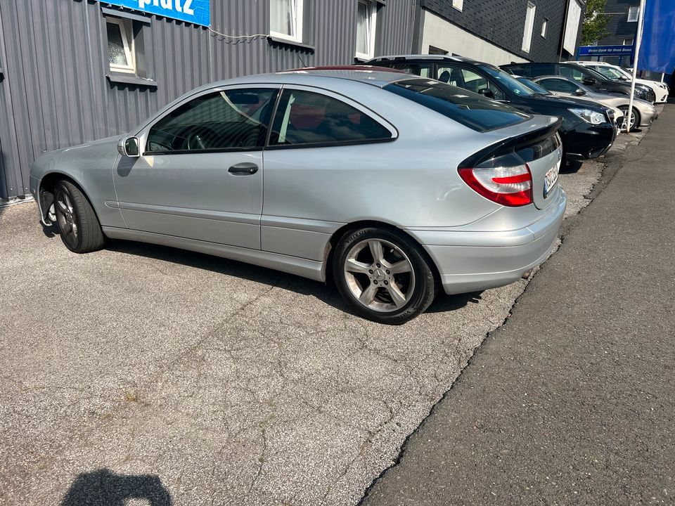 Mercedes C Kompressor Schräghecklimosibe 2. Hand in Remscheid