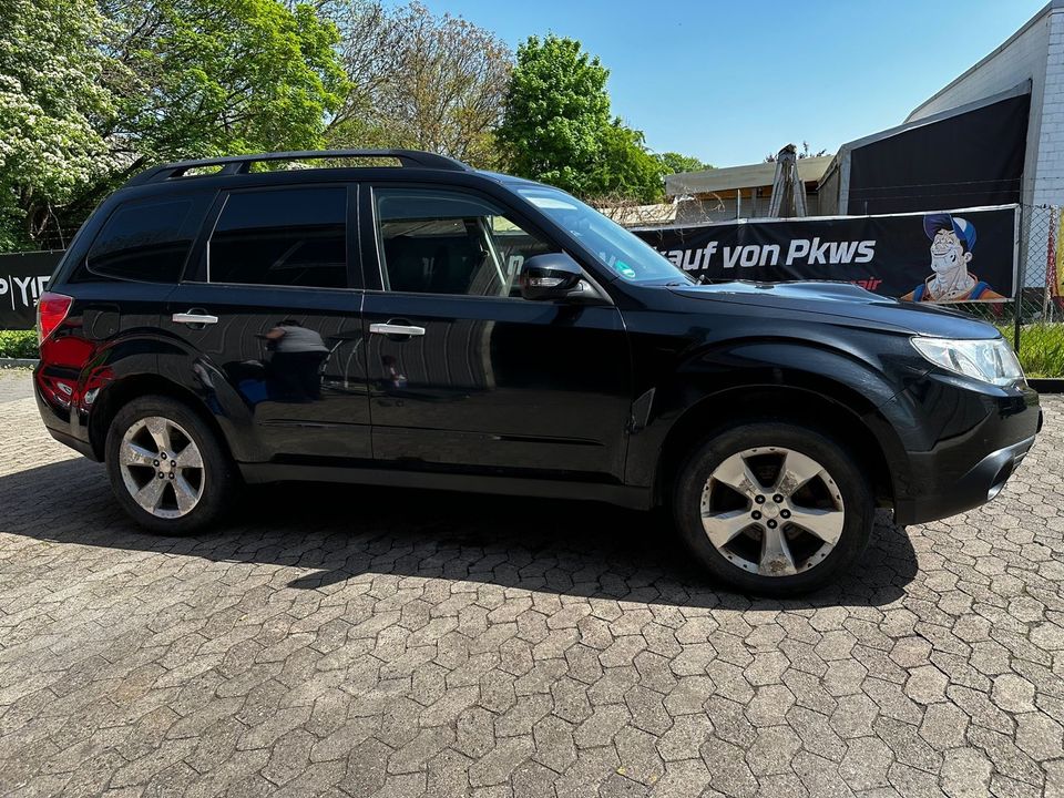 Subaru Forester AWD 4x4 Boxer Diesel 2,0 Turbo-Schaden Panorama in Hannover