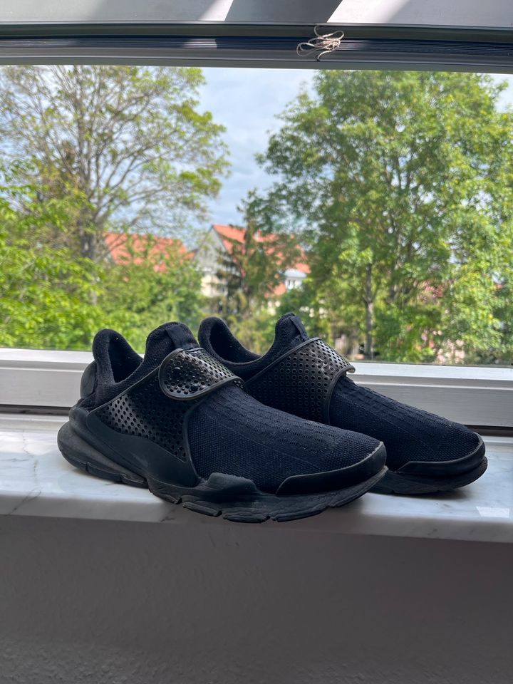 Nike Sock Dart 42,5 US9 in Stuttgart