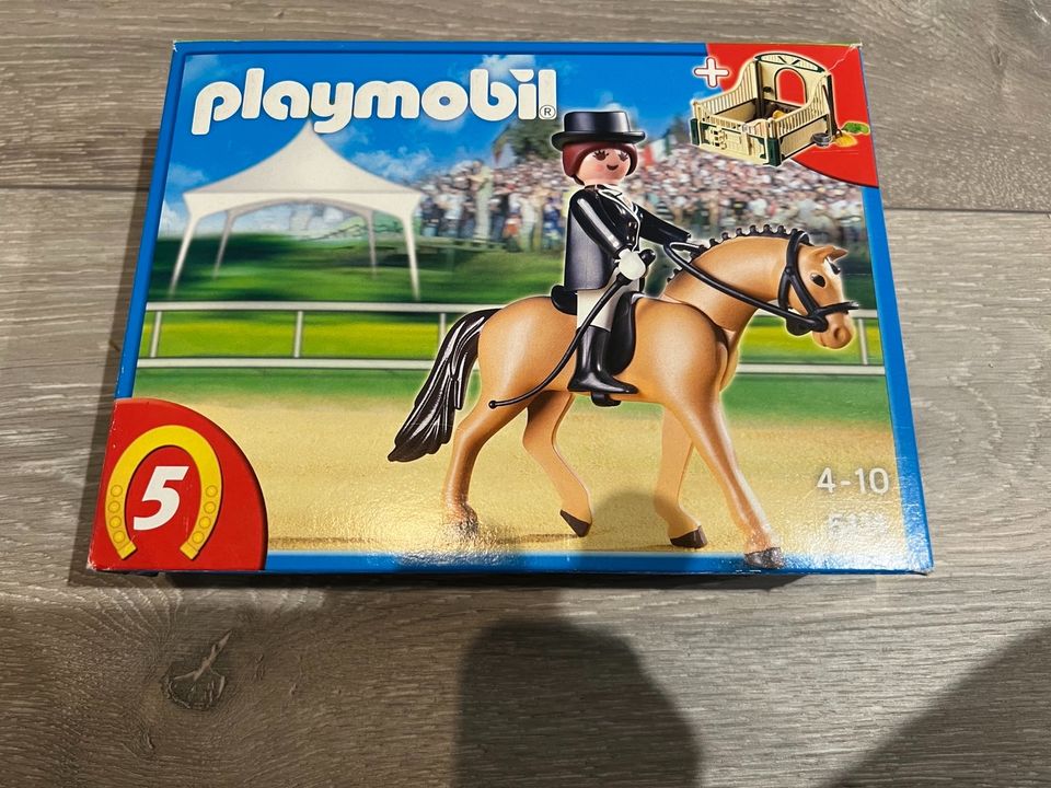 Playmobil Pferd mit Reiterin u Stall in Marl