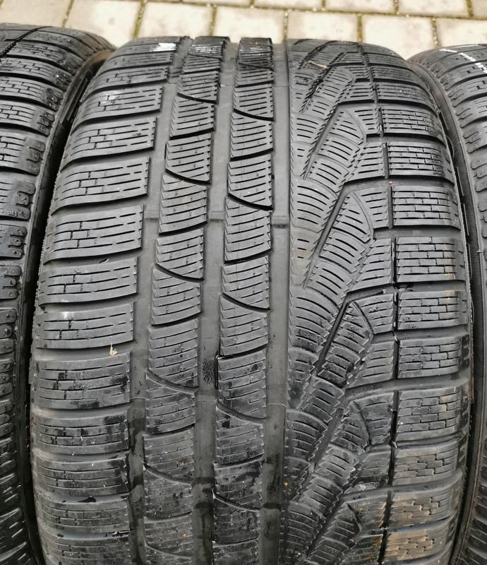 2x 245/35R20 91V 2x 295/30R20 97V PIRELLI WINTERREIFEN #10SO in Bad Tölz