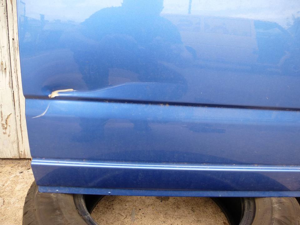 VW T4 Schiebetür rechts blau absolut kein Rost! in Gutenswegen