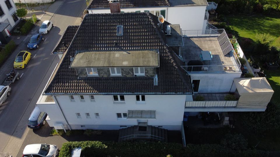 Außergewöhnliche Wohnung mit großer Terrasse  - ruhig , dennoch zentral gelegen!! in Leverkusen