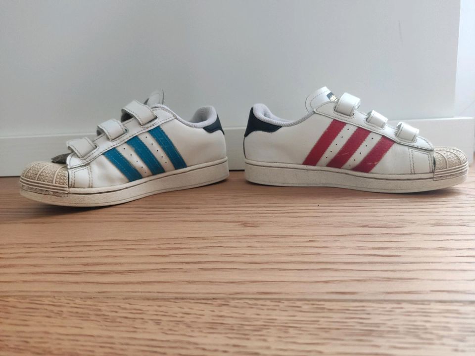 Adidas Superstars Star Wars Gr. 33 in Dessau-Roßlau