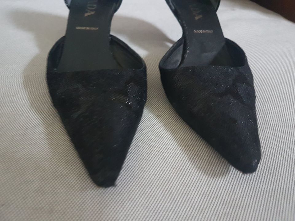 Prada Pumps Kitten heels 38 schwarz Brokat vintage in Pesterwitz