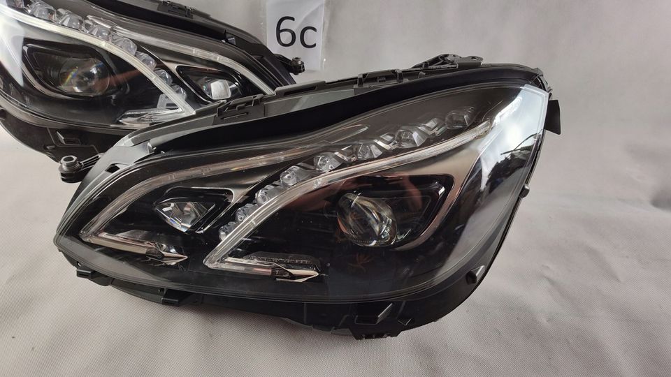 SCHEINWERFER MERCEDES E-KLASSE W212 LIFT ILS VOLL LED LINKS RECHT in Neu-Isenburg