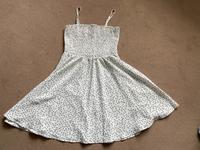 Shein Trägerkleid gepunktet Gr. XS/34 Sachsen - Markkleeberg Vorschau