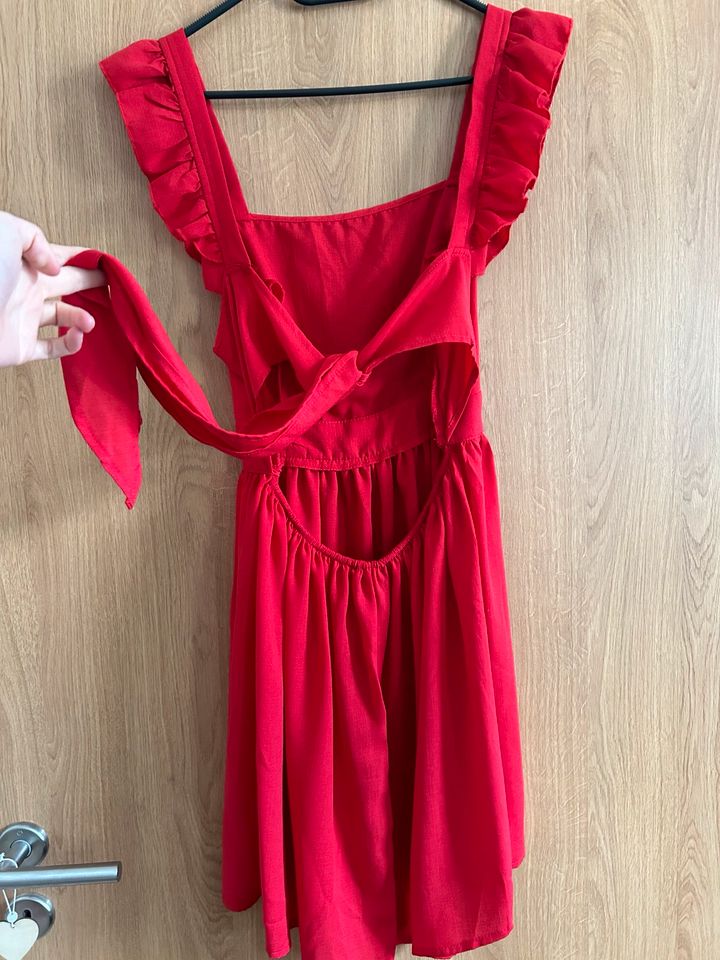 Rotes Sommerkleid in Oederan