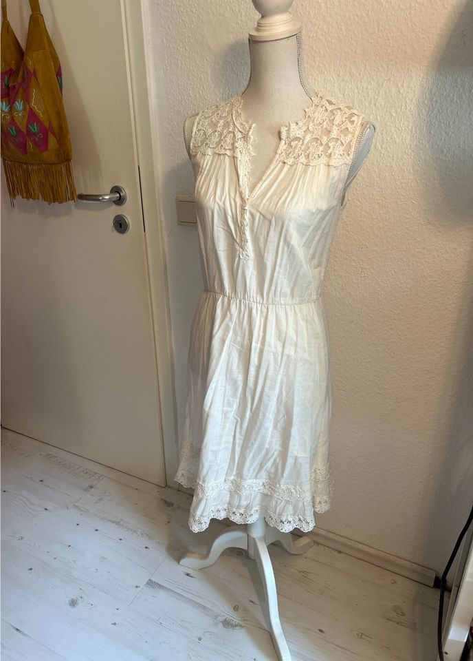 Hallhuber Kleid Midi Sommerkleid Vintage Spitze Boho Hippie Weiß in Schwelm