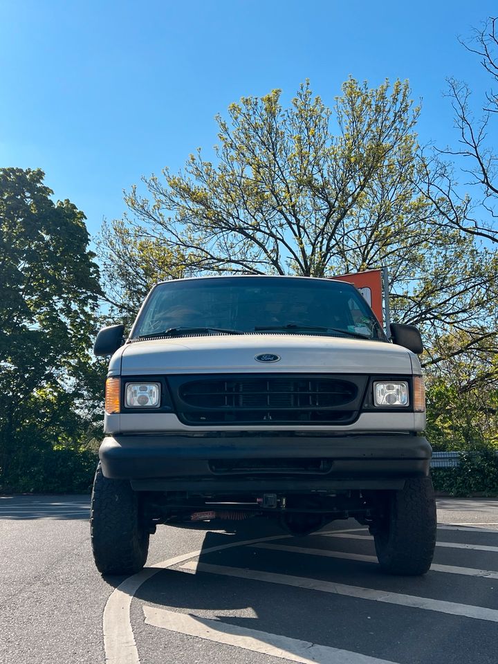 Ford Econoline E350 4x4 Quigley Allrad Offroad Super Trak Van V8 in Berlin